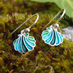 The Way Scallop shell earrings